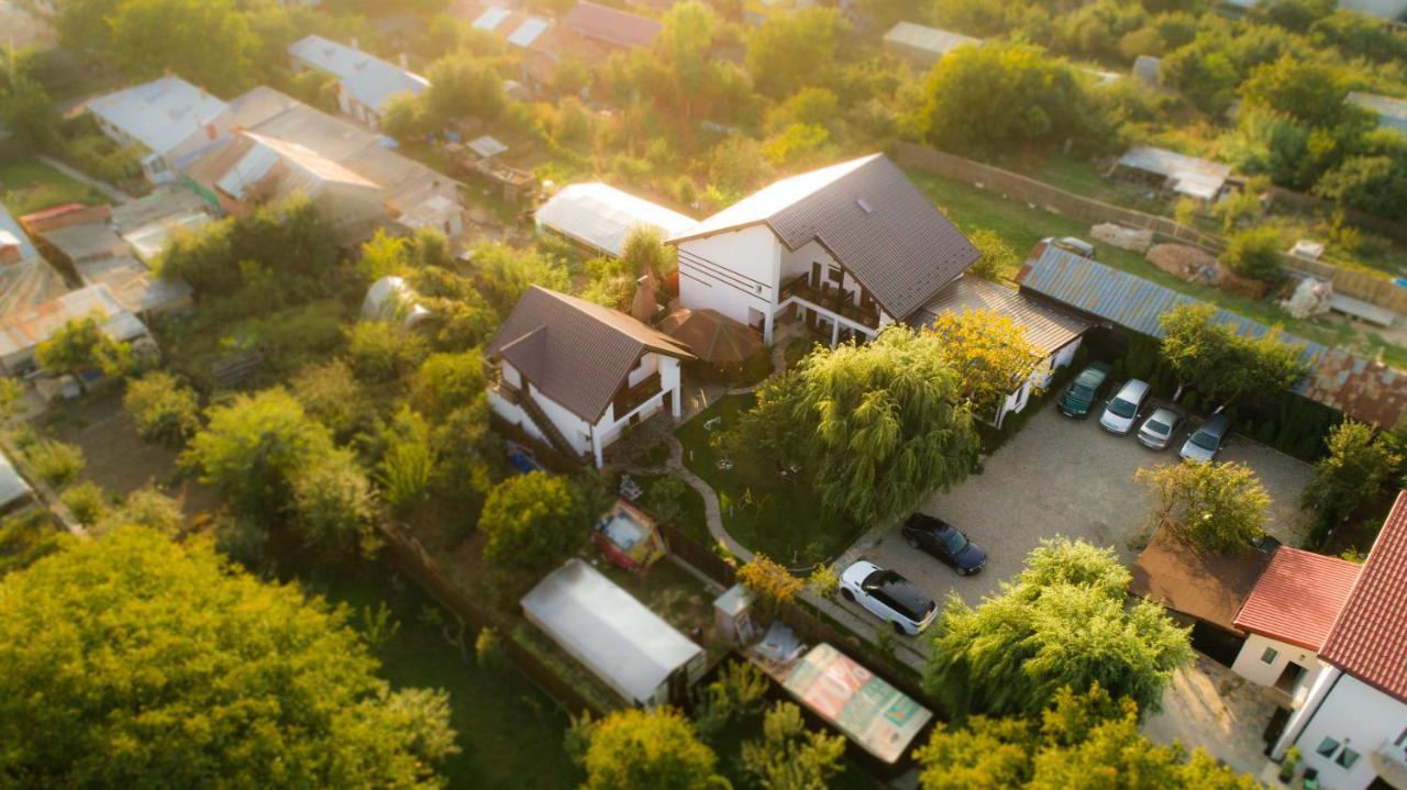 Pensiunea Puiu Afumaţi Exterior foto